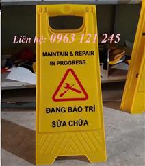 Biển báo chữ A đang sửa chữa
