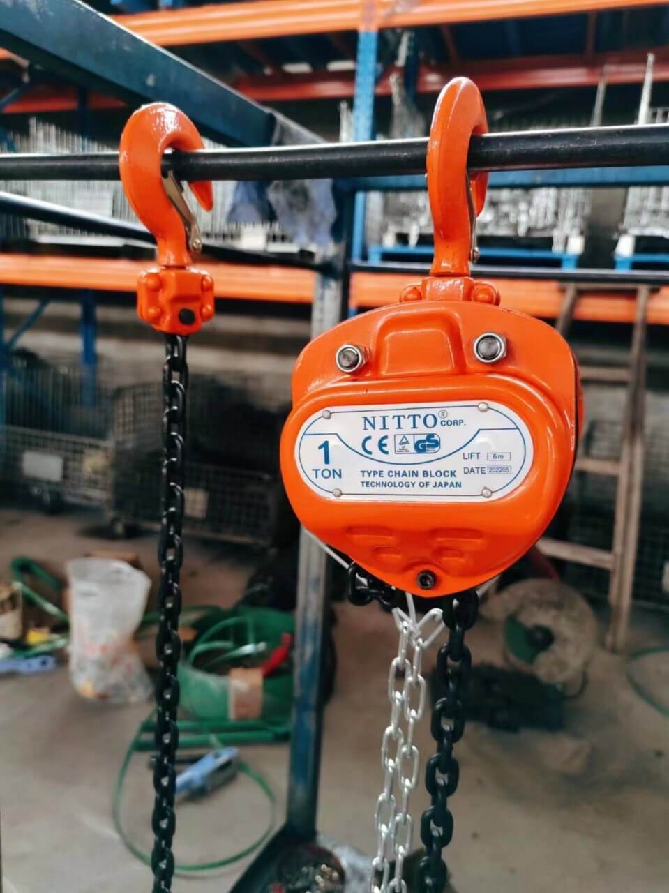 Giá pa lăng xích lắc tay