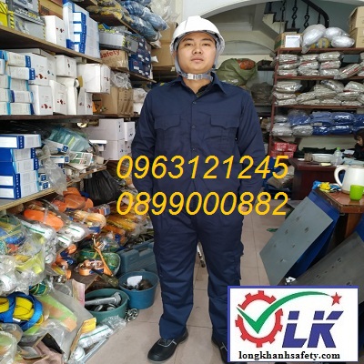 Trang bị bảo hộ lao động trong kho xưởng