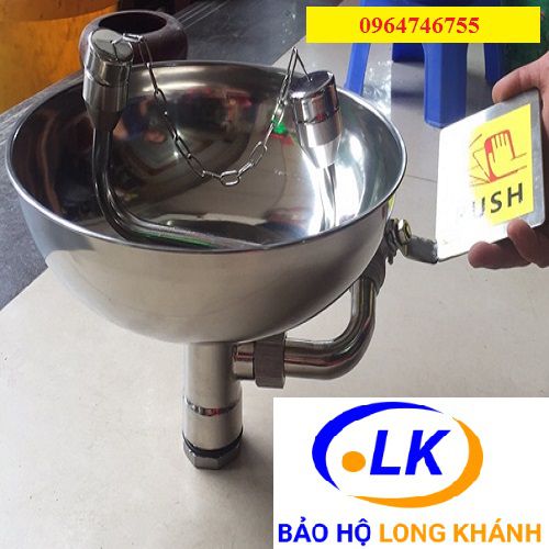 vòi nước rửa mắt khẩn cấp