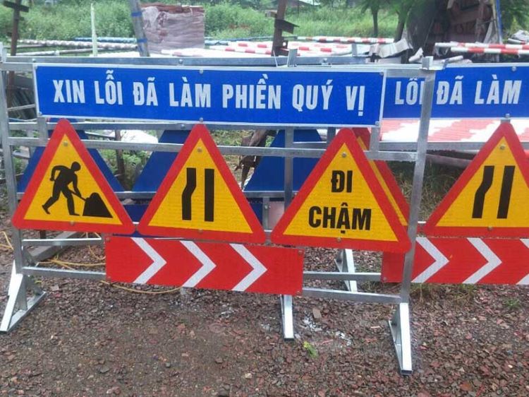 Biển báo an toàn xây dựng